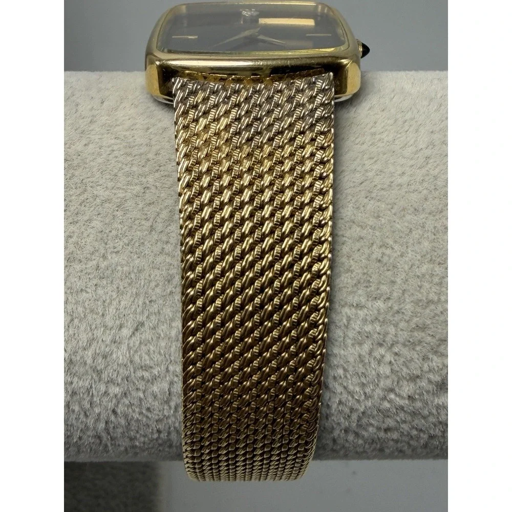 Pulsar Y100-5179 New Battery Mens Watch 26MM 8.5